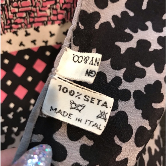 Tiffany & Co. Silk Scarf with Box - 35”x 35” 🤩 - Picture 6 of 17